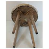 THRESHOLD ROUND NATURAL WOVEN ROUND ACCENT TABLE