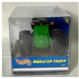 Hot Wheels  Monster Jam Monster Trucks - Grave Digger