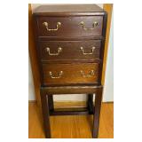 The Bartley Collection Ltd. Mahogany 3 Drawer Chest of Drawers with lock and 2 Keys