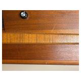 Montgomery Ward & Co. Airline Superheterodyne Radio Model 62-311