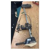 Minn Kota 65 Electric Trolling Motor with Mount and Propeller