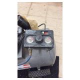 Campbell Hausfeld 2.5 HP Portable Air Compressor WL600302AJ