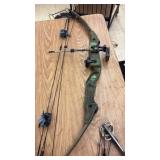 Lot of 2 Compound Bows - PSE Silverhawk and Textured Black Bow