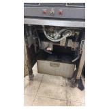 Henny Penny Model 600 Commercial Pressure Fryer Nat Gas