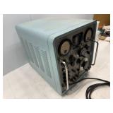 HEWLETT-PACKARD SIGNAL GENERATOR