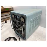 HEWLETT-PACKARD SIGNAL GENERATOR