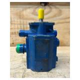 Small Wood Splitter 11 GPM SpeeCo S390705BO Log Splitter Pump