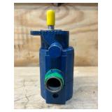 Small Wood Splitter 11 GPM SpeeCo S390705BO Log Splitter Pump