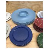 Assorted kitchenware AND Cuisinart Grilling Skillet