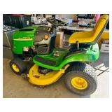 John Deere L118 Limited Edition Riding Lawn Mower with 42 in Deck