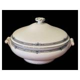 Vintage Wedgwood Amherst Porcelain Tureen (3L) and Covered Vegetable Dish Set with Blue Trim