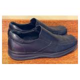 Kenneth Cole IN THE CLEAR LE Black Leather Slip-On Shoes, Size 10 Medium