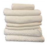 MB - Large Assortment of Bath Towels, Hand Towels, Washcloths and Bathmat