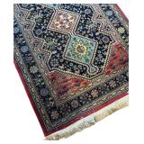 LR - Classy Traditional Patterned Rug