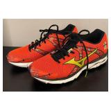 O - Nike and Mizuno Men