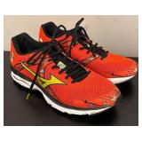 O - Nike and Mizuno Men