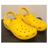 LL  - 2 Pairs of Crocs Tie-Dye and Yellow Clogs Size 11