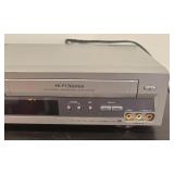 LL  - Sony DVD/VHS Player Combo Model: SLV-D100