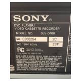 LL  - Sony DVD/VHS Player Combo Model: SLV-D100