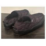 LL  - BRONAX Insulated Traction Mule Shoes Approx Size 10/11