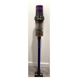 LL  - Dyson V11 Torque Drive Cordless Stick Vacuum