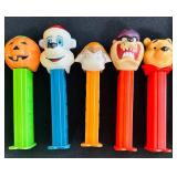 BS - Collection of 17 Vintage Character PEZ Dispensers