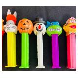 BS - Collection of 17 Vintage Character PEZ Dispensers