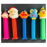 BS - Collection of 17 Vintage Character PEZ Dispensers