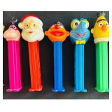 BS - Collection of 17 Vintage Character PEZ Dispensers