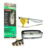 G - Yard and Garden Sprayer, Hose Splitter, and Oscillating Sprinkler Lot