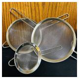 DR - Stainless Steel Kitchen Colanders, Mesh Strainers, and Potato Ricer Set