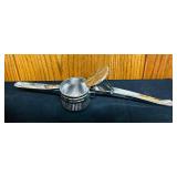 DR - Stainless Steel Kitchen Colanders, Mesh Strainers, and Potato Ricer Set