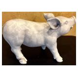 K - Set of 2 Vintage-Style Pig Figurines Decorative Farmhouse Decor