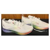 BR - Pair of Brooks Levitate Men