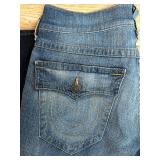 MB - Pair of True Religion Men