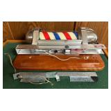 LR - William Marvy Model 410 Vintage Barber Pole