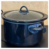 MB - Rival SC11 Slow Cooker and Zarafina Tea Maker Set