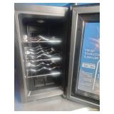 Black + Decker 8 Bottle Capacity Wine Cellar