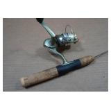 Bass Pro Shop Ice Fishing Rod & Reel Combo