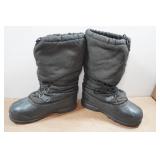 Sorel Glacier Extreme Snow Boots - Size 10
