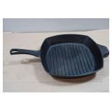 Calphalon 10" Cast Iron Even Heat Frying Pan