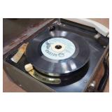 Antique "Call of the Wild" Phonograph Game Call with Record