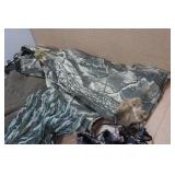 Assorted Hunting Camo and Gloves