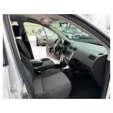 2007 FORD FOCUS ZX5 SE *No Accidents* (NO RESERVE)