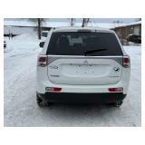 2014 MITSUBISHI OUTLANDER SE *All Wheel Drive | 2 Owners | No Accidents* (NO RESERVE)