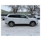 2014 MITSUBISHI OUTLANDER SE *All Wheel Drive | 2 Owners | No Accidents* (NO RESERVE)