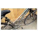 Trek Multitrack 7100 Adult bike