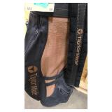 Taylor made golf bag with Ram G-Force clubs right handed