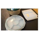 3 large tupperware with lids