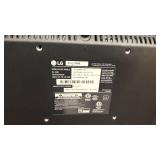 32" LG flat screen